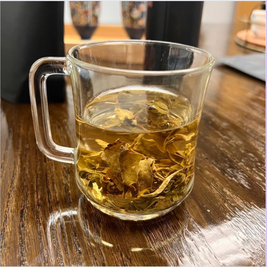 tasting full leaf teas